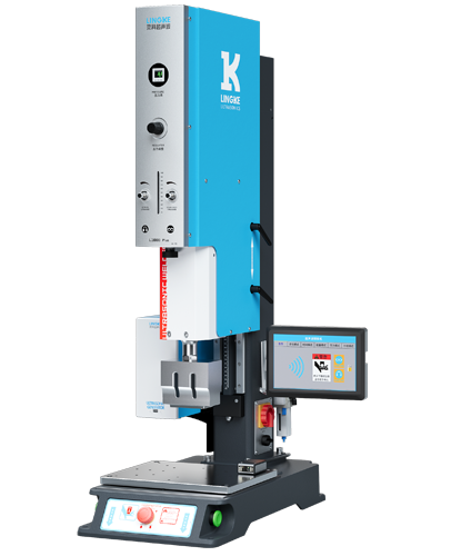 伺服超聲波塑料焊接機 15kHz-3000/4000W L3000 ServoⅡ 超聲波頻率：15/20kHz        超聲波功率：2000W / 3000W /4000W  焊接模式：8種焊接模式：手動、時間、能量、停振、絕對行程、相對行程、多行程、Xn模式  特點：互聯(lián)網(wǎng)遠程運維；底模焊接件偵測；超大人機交互界面；精密多段行程控制；精密多段速度控制；精密多段壓力控制；無縫對接MES系統(tǒng)；智能振幅分階；焊接數(shù)據(jù)存儲導入導出；支持分屏監(jiān)視；詳細運行狀態(tài)監(jiān)視